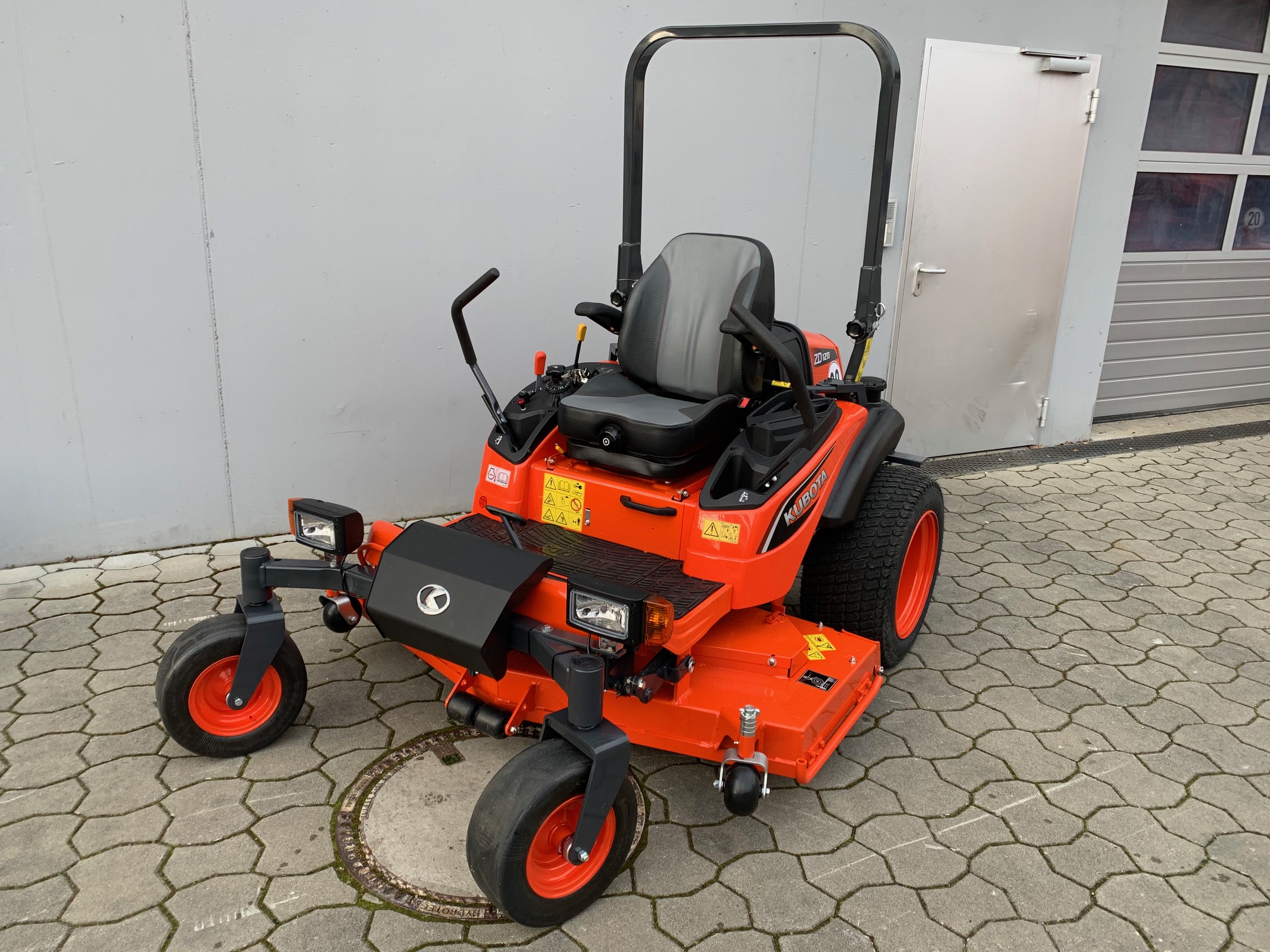 Kubota ZD1-211 Zeroturnmäher